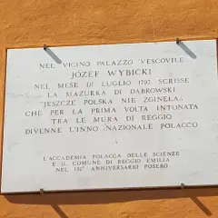 Dlaczego hymn polski powstał we Włoszech? Historia pełna emocji