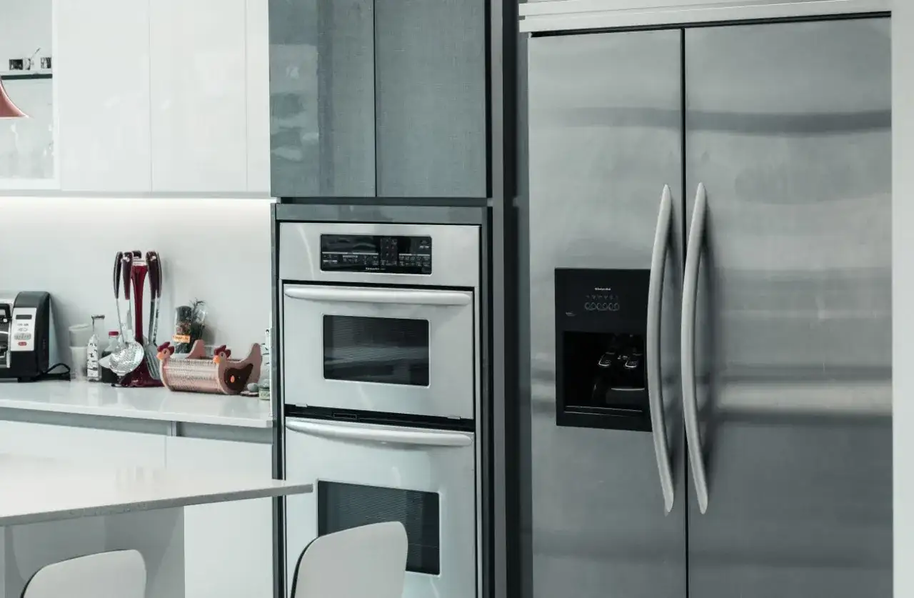 Lodówka Samsung: Instrukcja, kody błędów i naprawy krok po kroku